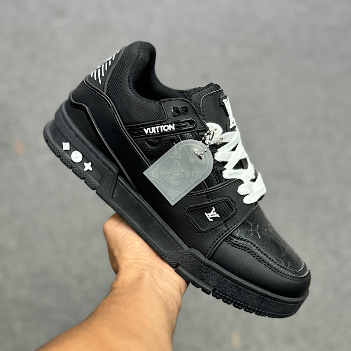 کتونی لیویتون مشکی